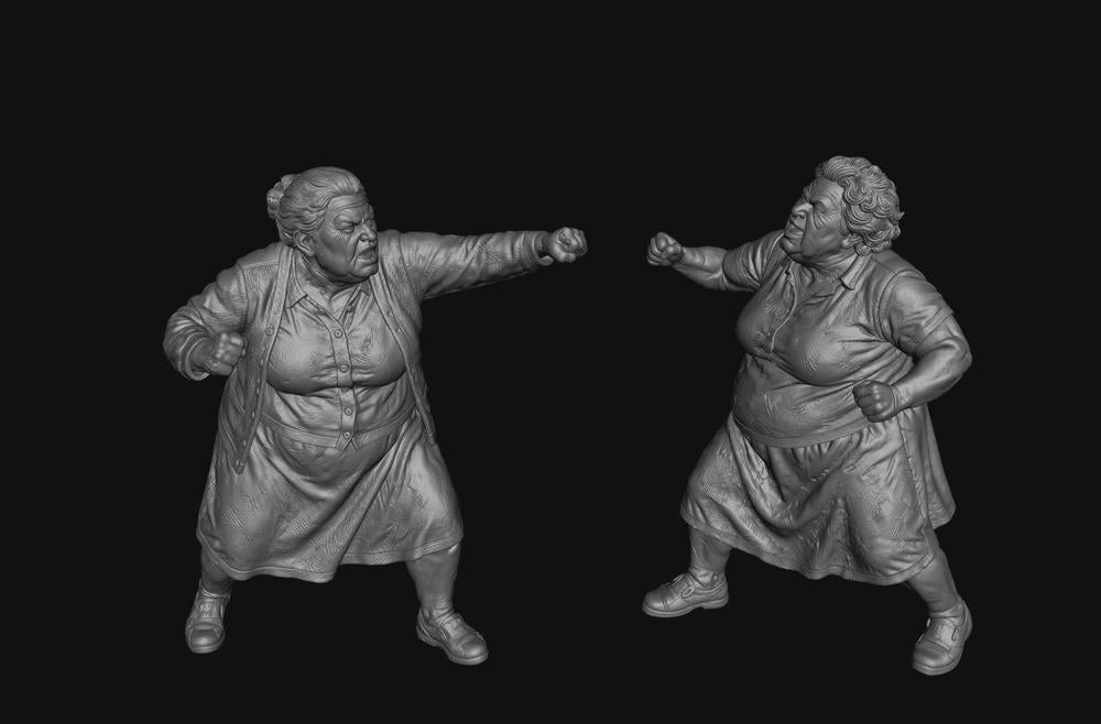 SW8336 2 Female Pensioners Fighting 1:35/1:32 Scale 'Hand Painted'