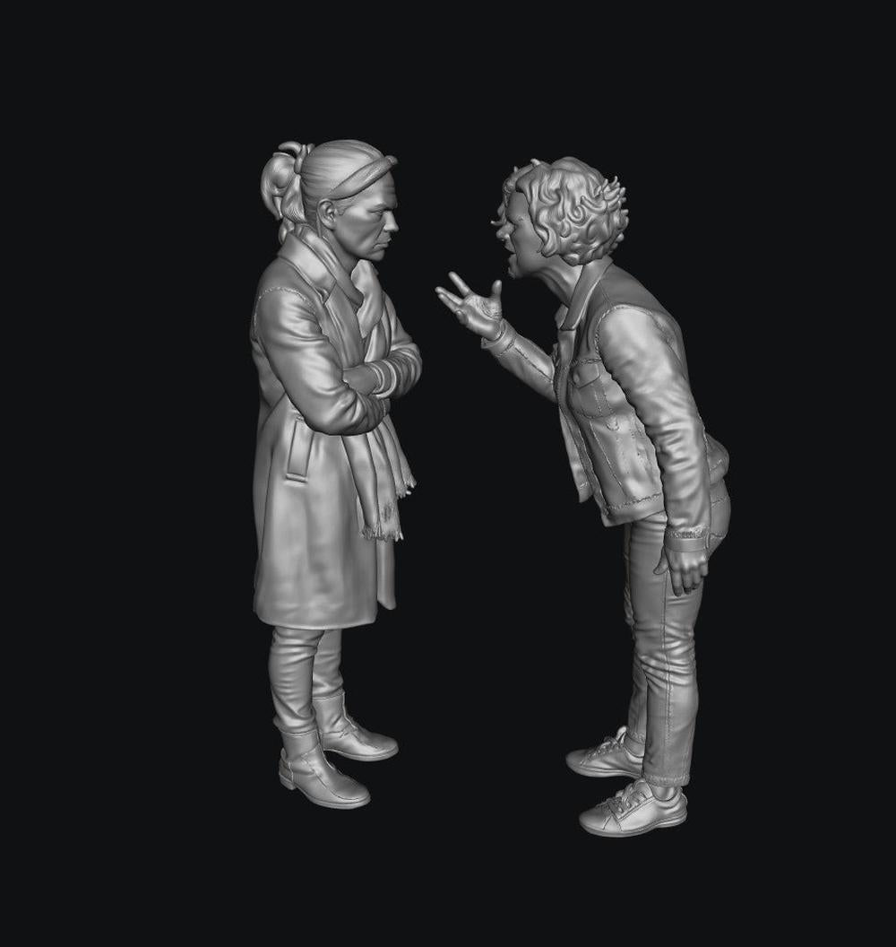 SW9531 Tara & Sue Arguing in Playground 1:35/1:32 Scale 'Hand Painted'
