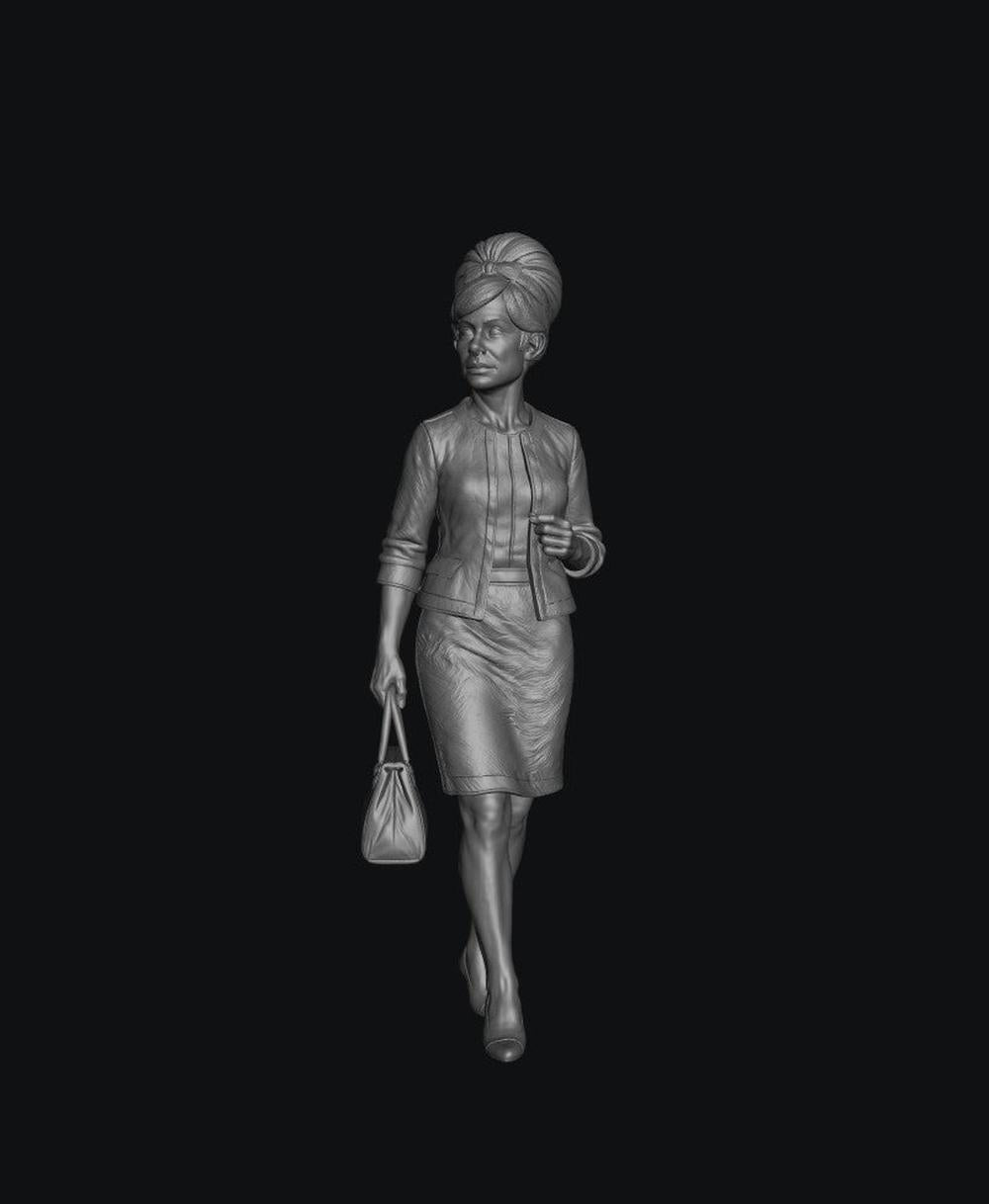 SW9592 1960's Bee Hive Females 3 1:35/1:32 Scale 'Hand Painted'
