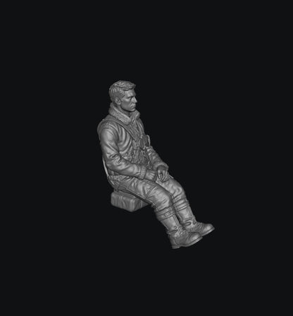 SW1154 WW2 RAF Pilot B 1:35/1:32 Scale 'Hand Painted'