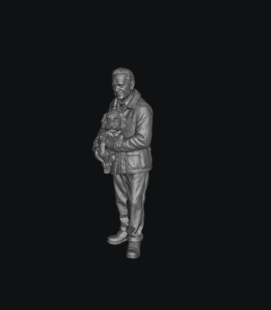 SW1154 WW2 RAF Sergeant Aircrew Holding Dog B 1:35/1:32 Scale 'Hand Painted'