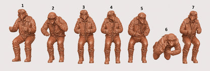 SW2209 WWII RAF Bomber Aircrew Figures 1:35/1:32 Scale 'Hand Painted'