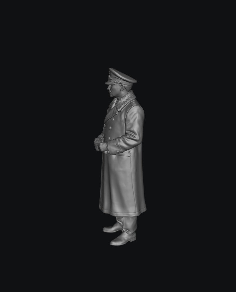 SW5043 WW2 Luftwaffe Staff Officer 1 1:35/1:32 Scale 'Hand Painted'