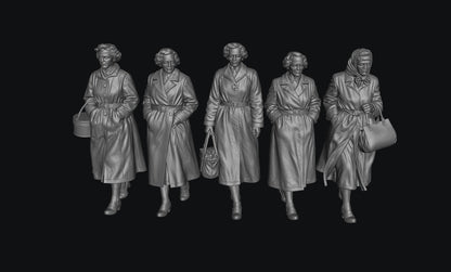 SW9594 1940 Working Wives 1:35/1:32 Scale 'Hand Painted'
