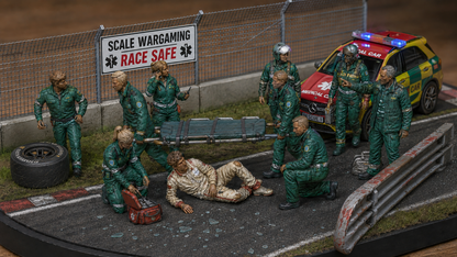 WOSC999 - Trackside Rescue Crew - Paramedics with Stretcher