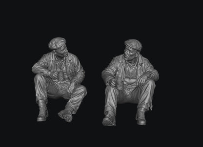 SW3126 Farm Hands Sitting