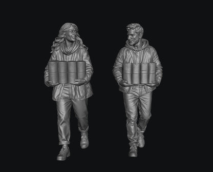SW9345 2 People with toilet rolls 1:35/1:32 Scale 'Hand Painted'