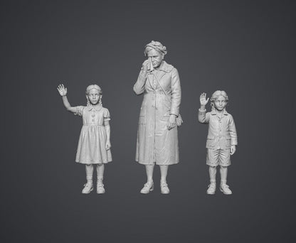 SW8268 1940 Upset Mum and Children Waving Goodbye 1:35/1:32 Scale 'Hand Painted'