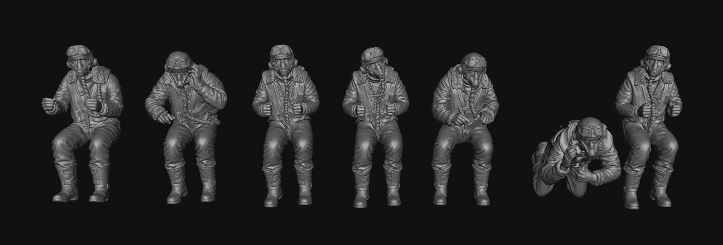 SW2209 WWII RAF Bomber Aircrew Figures 1:35/1:32 Scale 'Hand Painted'