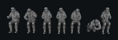 SW2209 WWII RAF Bomber Aircrew Figures 1:35/1:32 Scale 'Hand Painted'