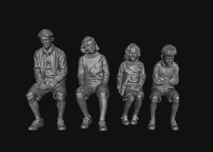 SW2219 Swallows and Amazons Children 1:35/1:32 Scale 'Hand Painted'