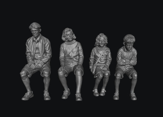 SW2219 Swallows and Amazons Children 1:35/1:32 Scale 'Hand Painted'