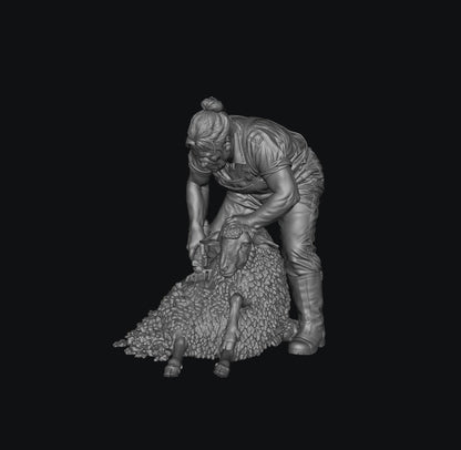 SW9502 Female Farmer Sheering Sheep