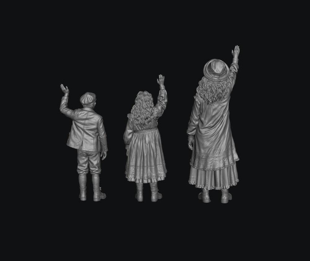 SW9540 The Railway Children 1:35/1:32 Scale 'Hand Painted'