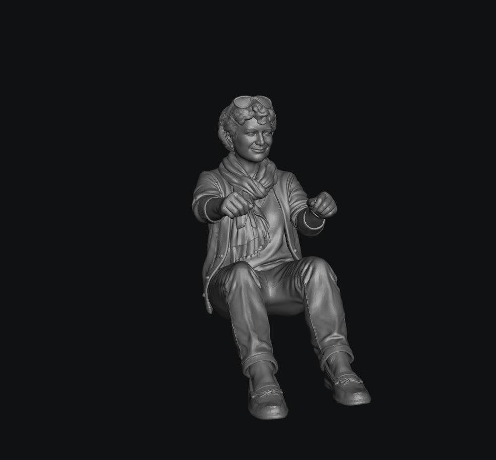 WOSC016 - Driver Personalities - The Relaxed Classic Car Owner 1:35/1:32 Scale 'Hand Painted'