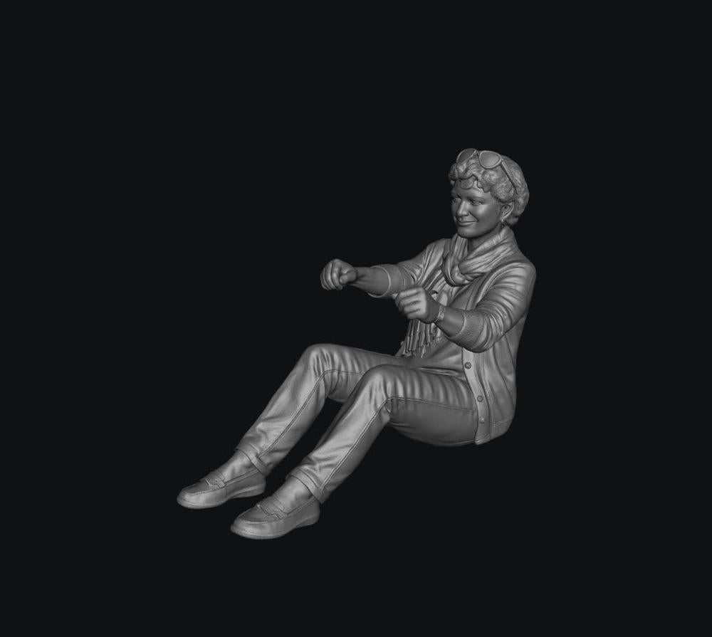 WOSC016 - Driver Personalities - The Relaxed Classic Car Owner 1:35/1:32 Scale 'Hand Painted'