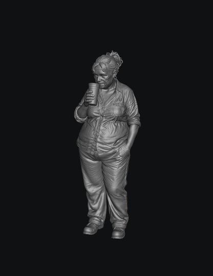 SW9568 People Drinking Fat Female 3 1:35/1:32 Scale 'Hand Painted'