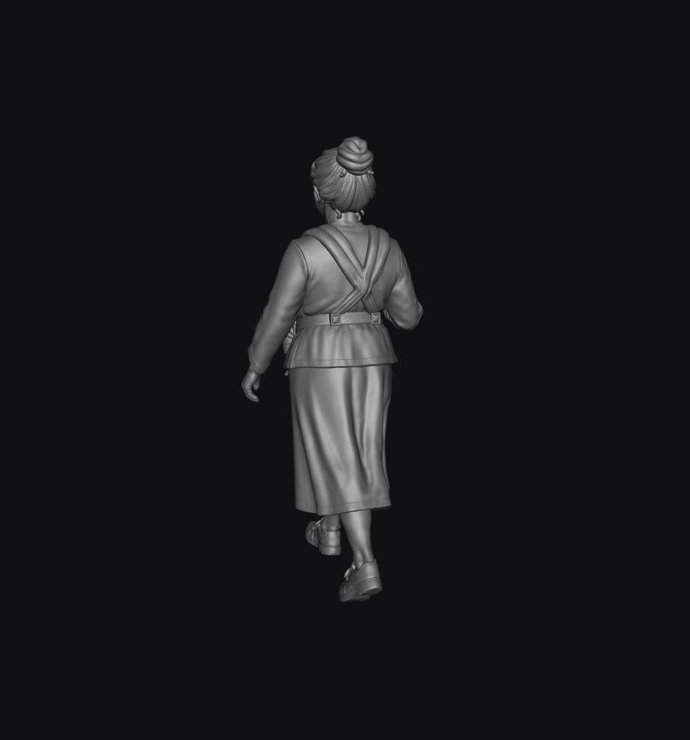 SW8300 Grandma Carrying Baby in Harness 2 1:35/1:32 Scale 'Hand Painted'