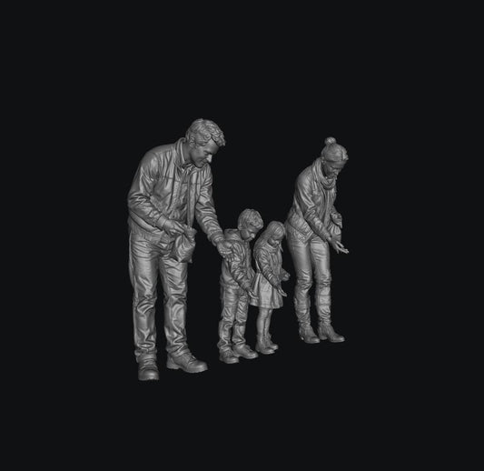 SW8301 Family Feeding Animals 1 1:35/1:32 Scale 'Hand Painted'