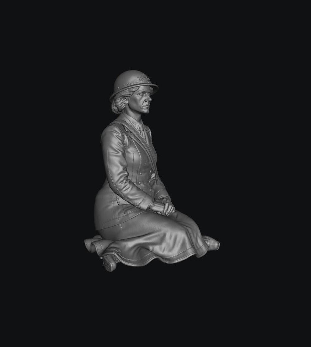 SW8306 WW2 WRNS Wren 2 1:35/1:32 Scale 'Hand Painted'