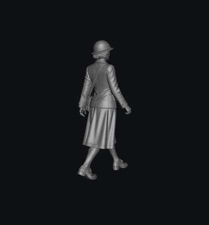 SW8306 WW2 WRNS Wren 6 1:35/1:32 Scale 'Hand Painted'