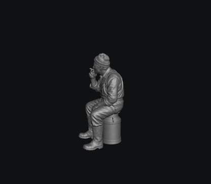 SW8333 Male Farmer Sitting on Milk Churns Smoking 1 1:35/1:32 Scale 'Hand Painted'