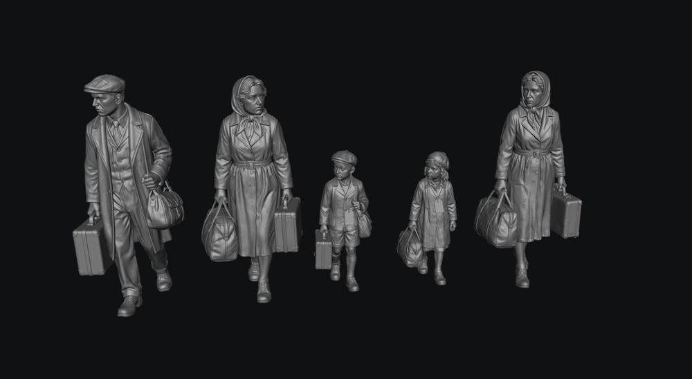 SW8338 WW2 Refugee Family 1:35/1:32 Scale 'Hand Painted'