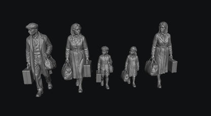 SW8338 WW2 Refugee Family 1:35/1:32 Scale 'Hand Painted'