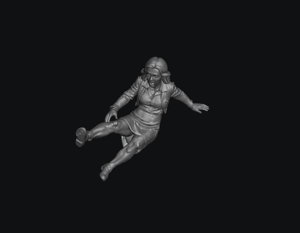 SW9361 People Having Accidents 1 1:35/1:32 Scale 'Hand Painted'