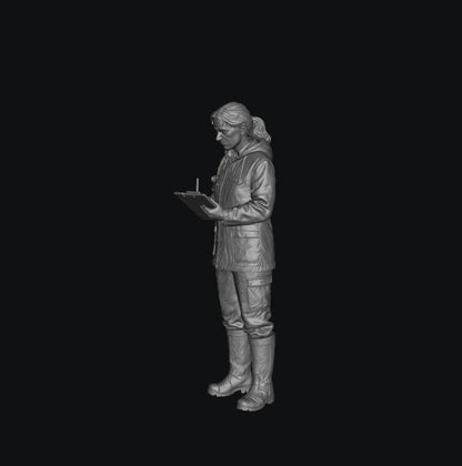 SW9358 Vets Farm Vet 4 1:35/1:32 Scale 'Hand Painted'
