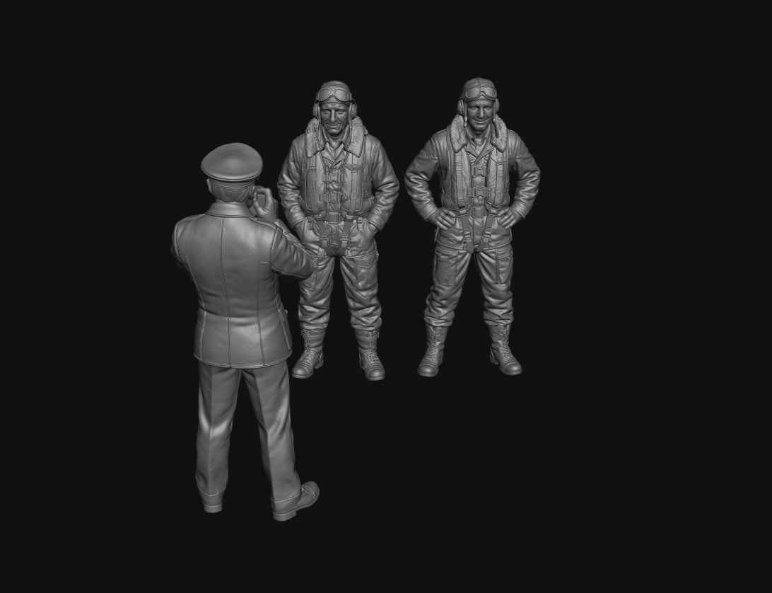 SW9368 WW2 RAF Pilots and Camera Man 1:35/1:32 Scale 'Hand Painted'