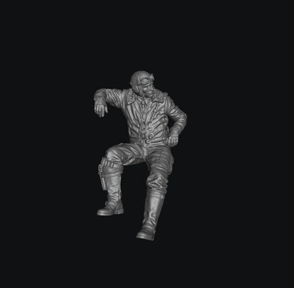 SW5040 WW2 German Pilot B 1:35/1:32 Scale 'Hand Painted'