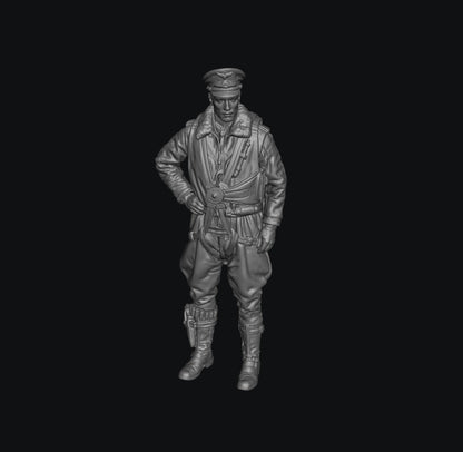 SW5042 WW2 German Fighter Pilot Standing A 1:35/1:32 Scale 'Hand Painted'