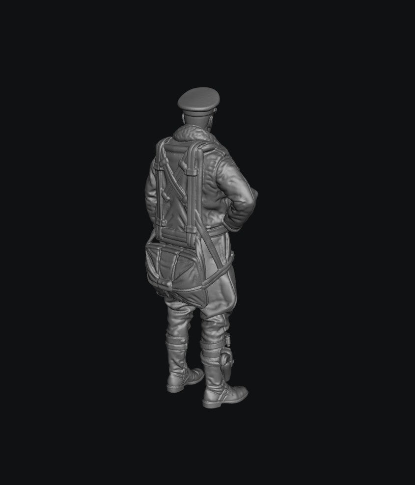 SW5042 WW2 German Fighter Pilot Standing A 1:35/1:32 Scale 'Hand Painted'