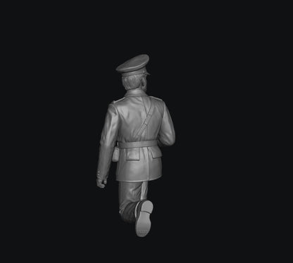 SW9606 RUC 1970's Officer 1 1:35/1:32 Scale 'Hand Painted'