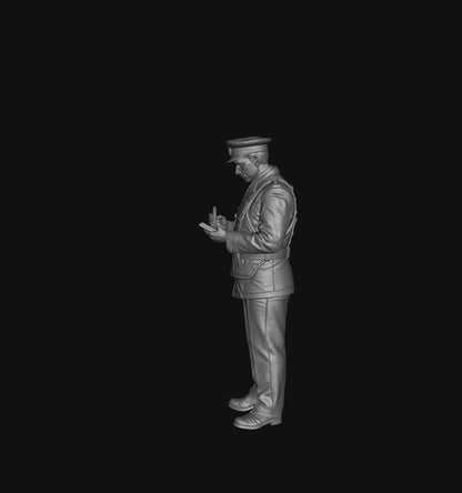 SW9606 RUC 1970's Officer 8 1:35/1:32 Scale 'Hand Painted'