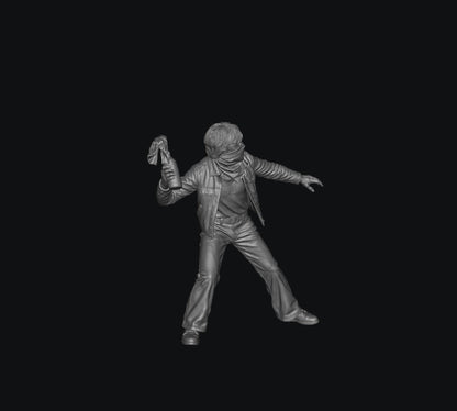SW9611 Rioting Figure 5 1:35/1:32 Scale 'Hand Painted'