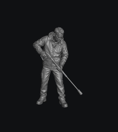 SW827 Male with Pressure Washer Lance 1:35/1:32 Scale 'Hand Painted'