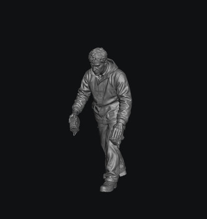 SW5047 Car Wash Man 2 1:35/1:32 Scale 'Hand Painted'