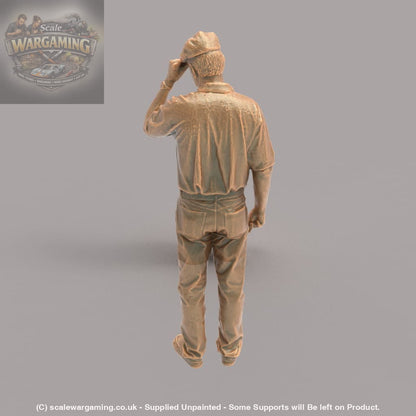 MM071 Older Male Farmer With Cloth Cap Figure