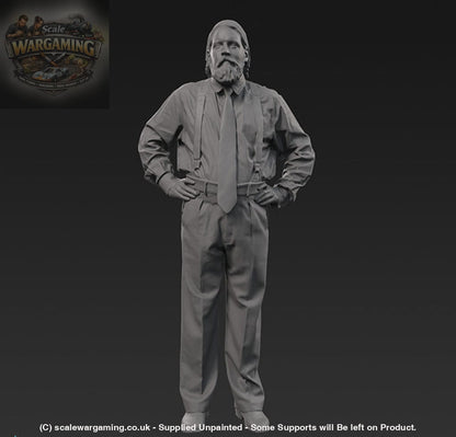 132s-0121 1900’s Smart Male Figure