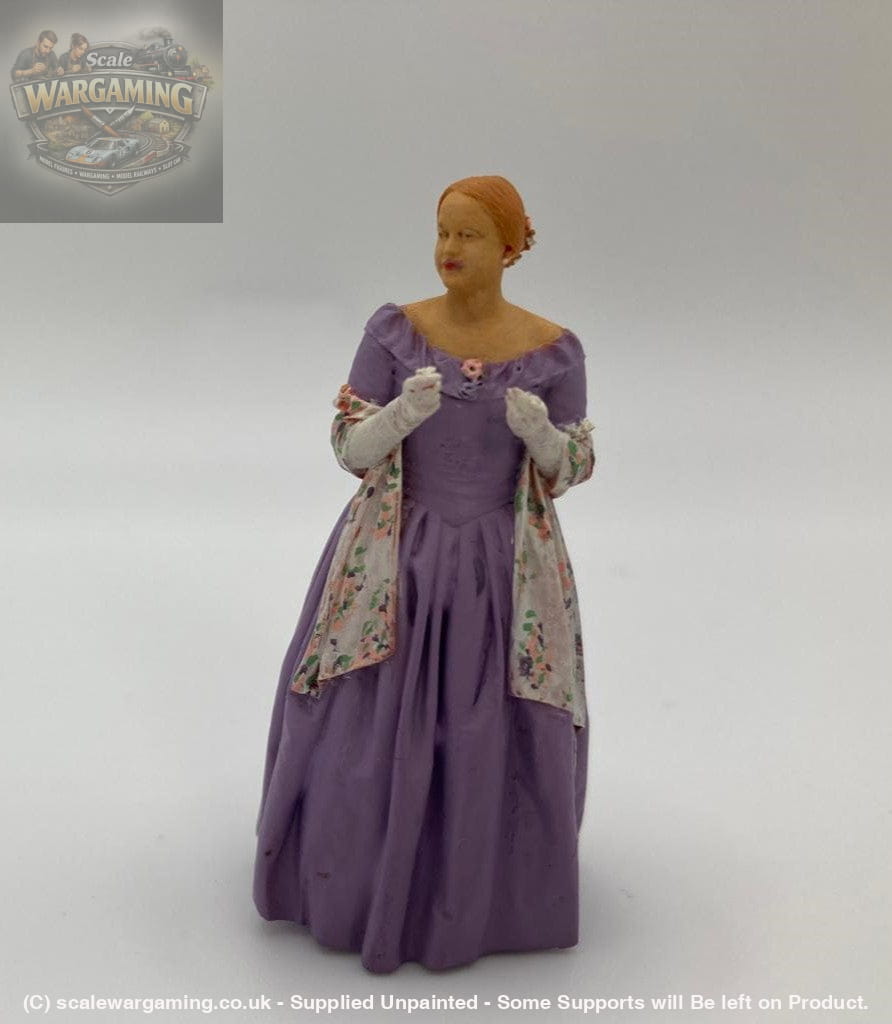 132s-0125 Elegant 1900’s Lady Figure