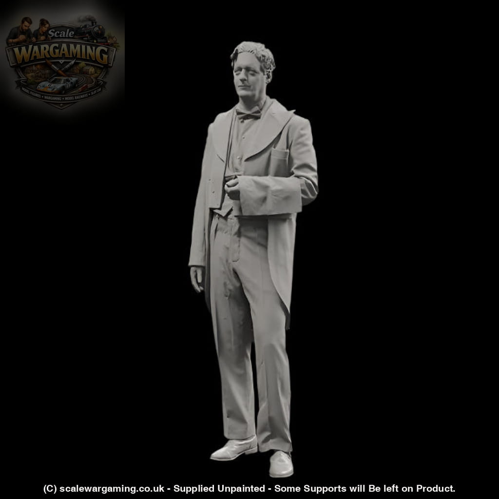 132s-0126 1900’s Waiter Figure