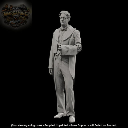 132s-0126 1900’s Waiter Figure